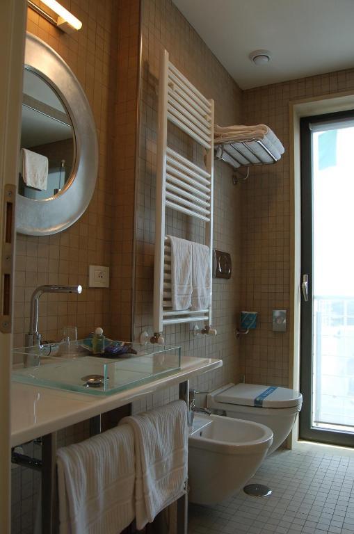 Hotel Del Conte Фонди Стая снимка