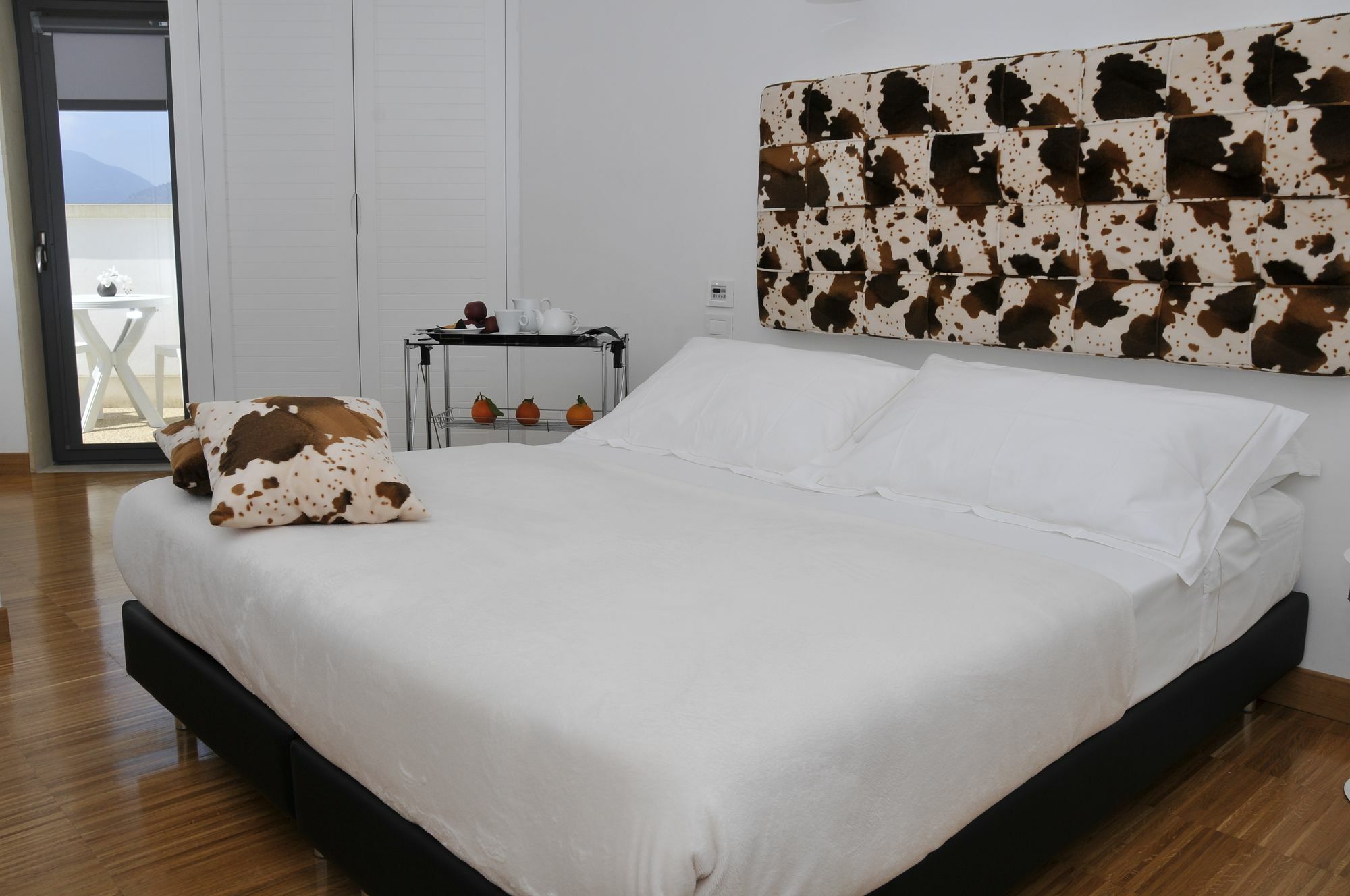 Hotel Del Conte Фонди Екстериор снимка
